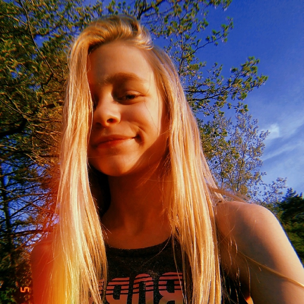 Meet your Posher, Alaina